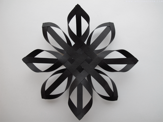 Публикация «Мастер-класс: оригами „Четырехугольная звезда“» размещена в разделах